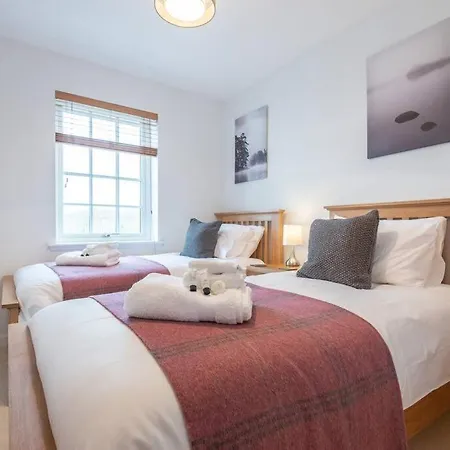 Stylish & Modern Apartment Inverness Exterior photo